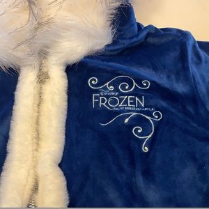 AUTHENTIC, NWT, Disney’s Frozen Blue Velvet Hooded Lined Zippered Jacket size L